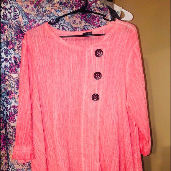 Large - Picture 1 of 4